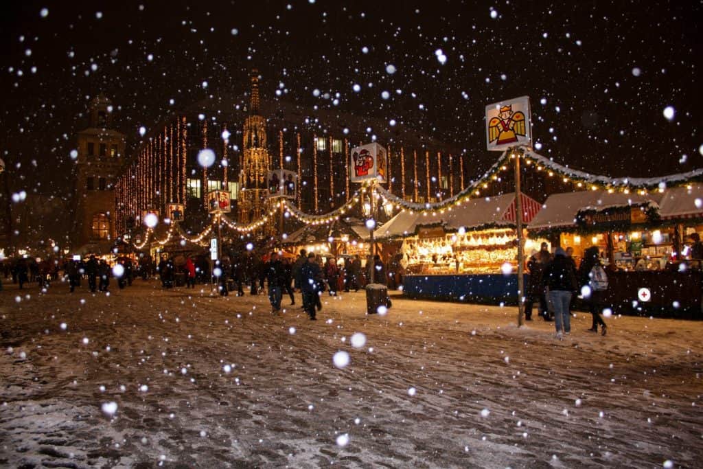 Christkindlsmarkt-Schnee